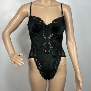Interludes Vintage Lace Lingerie Bodysuit In Black Size M